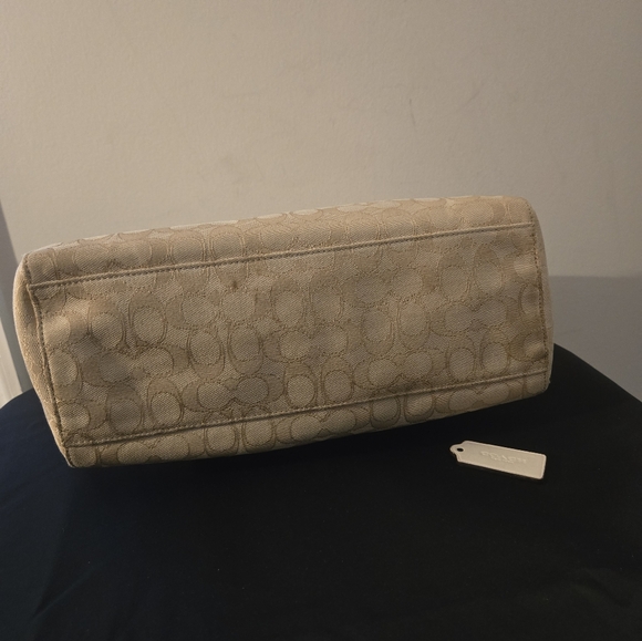 Coach F58284 Outline Signature East West Celeste Hobo Bag PurseSignature jacqua - Picture 5 of 11